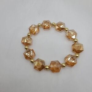 Light amber color stretchy bracelet